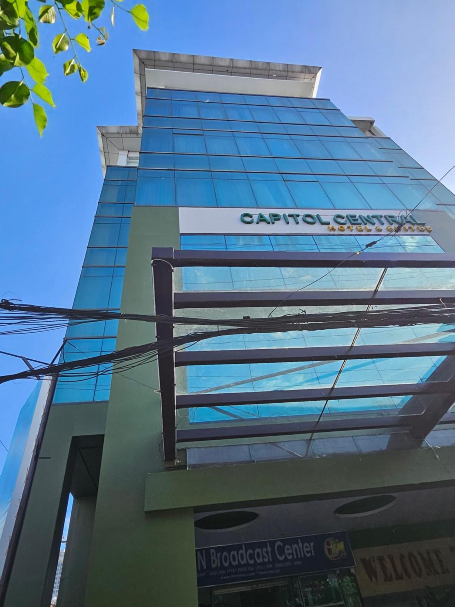 Cebu Capitol Central Hotel & Suites Powered By Cocotel Exterior photo